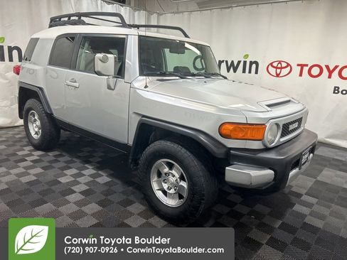 Used 2008 Toyota FJ Cruiser Base image 1