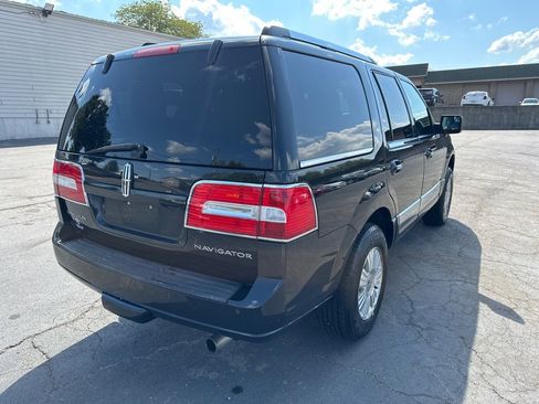 Used 2013 Lincoln Navigator 4WD image 6