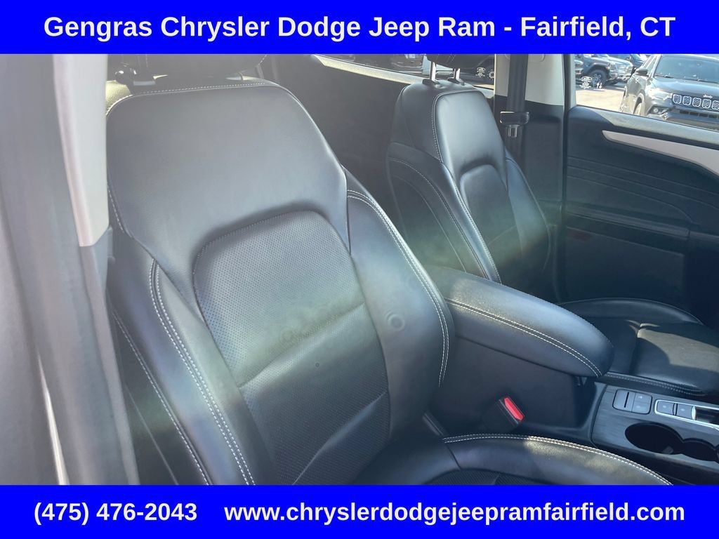 Used 2021 Ford Escape SEL w/ Technology Package AWD/4WD image 20