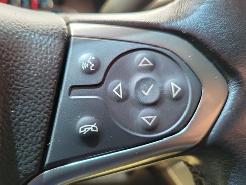 Used 2019 Chevrolet Tahoe LT w/ RST Edition image 21