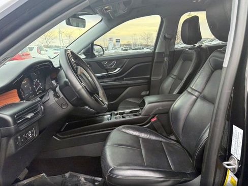 Used 2020 Lincoln Corsair Reserve w/ Equipment Group 201A image 4