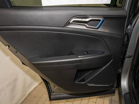 New 2026 Kia Sportage LX image 10