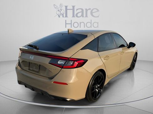 Used 2025 Honda Civic Sport image 4