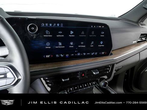 Used 2025 Chevrolet Tahoe High Country RWD image 14