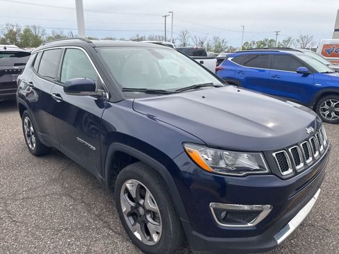 Used 2019 Jeep Compass Limited AWD/4WD image 26