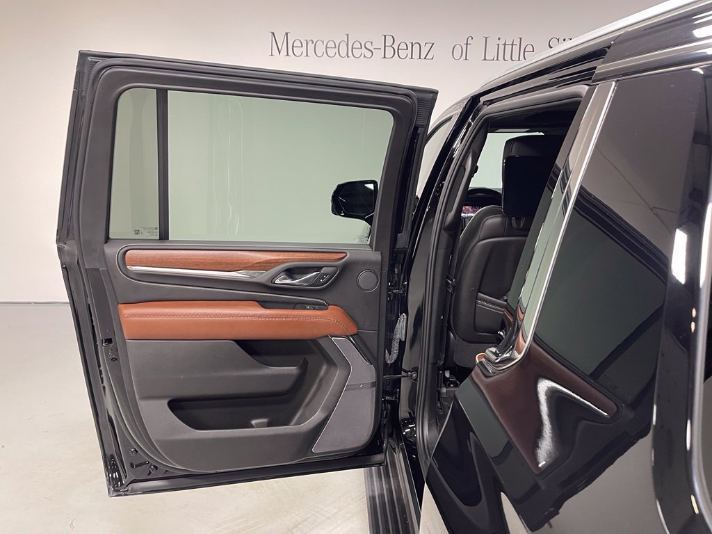 Used 2024 GMC Yukon XL Denali Ultimate AWD/4WD image 23