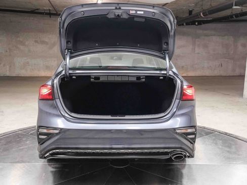 Used 2020 Kia Forte LXS FWD image 31
