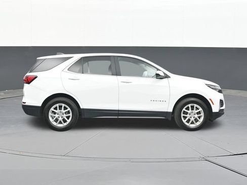 Used 2023 Chevrolet Equinox LT AWD/4WD image 16