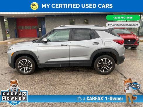 Used 2025 Chevrolet TrailBlazer LT w/ Convenience Package AWD/4WD image 11