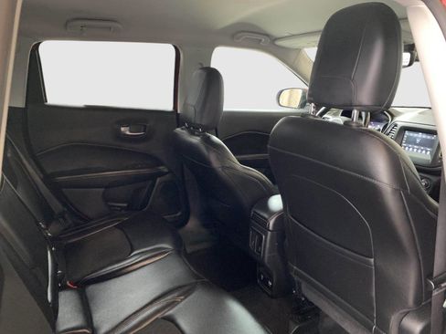 Used 2018 Jeep Compass Latitude w/ Popular Equipment Group image 39