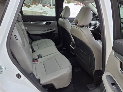 Certified 2025 INFINITI QX50 Luxe image 18