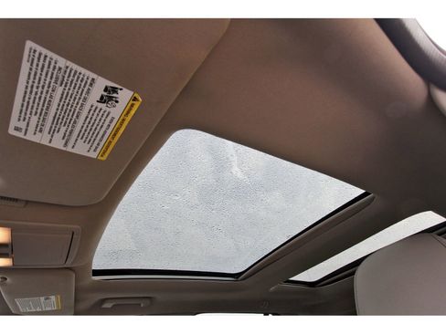 Used 2013 Ford Edge SEL image 31