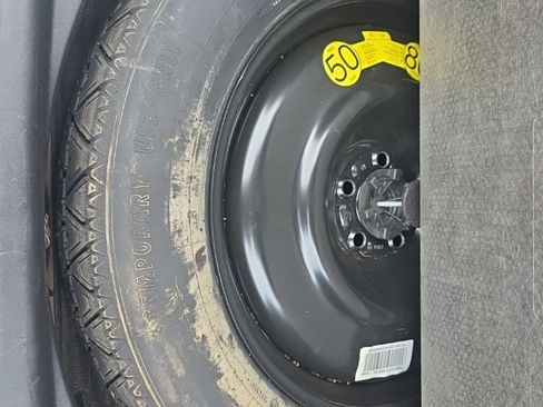 Used 2015 Land Rover Range Rover Evoque Pure Plus image 18