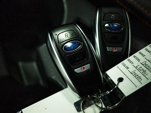 Used 2024 Subaru Crosstrek 2.5i Limited AWD/4WD image 23