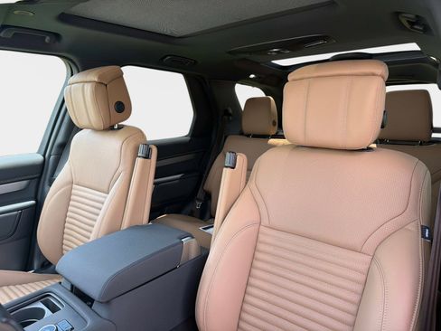 New 2026 Land Rover Discovery Dynamic SE AWD/4WD image 20