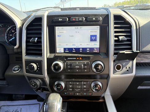 Used 2020 Ford F150 Lariat w/ Equipment Group 502A Luxury AWD/4WD image 26