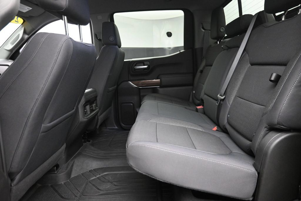 Used 2019 Chevrolet Silverado 1500 RST AWD/4WD image 12