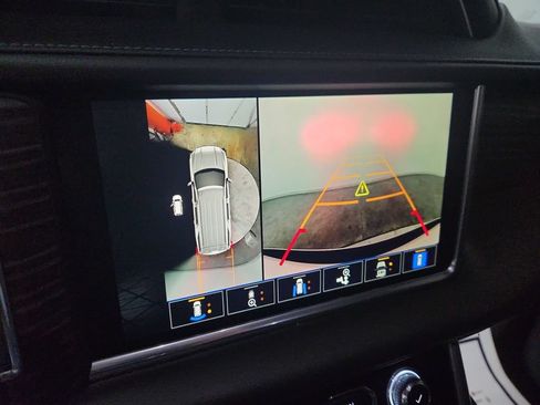 Used 2024 GMC Yukon Denali AWD/4WD image 21