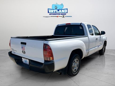 Used 2015 Toyota Tacoma 2WD Access Cab w/ Convenience Package image 5