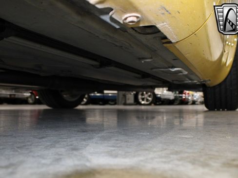 Used 2008 Pontiac Solstice GXP w/ Premium Package image 10