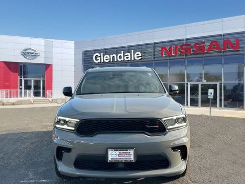 Used 2024 Dodge Durango GT AWD/4WD image 2