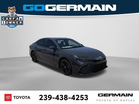 Used 2026 Toyota Camry SE FWD image 11
