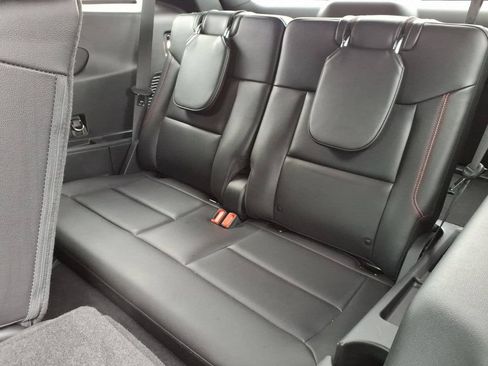 Used 2023 Ford Explorer ST-Line AWD/4WD image 11