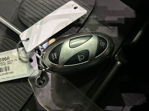 Used 2025 Hyundai Santa Fe SEL FWD image 20