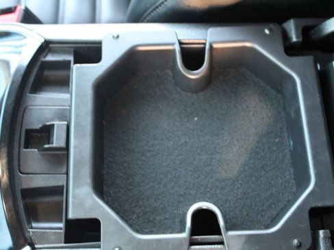 Used 2020 Ford Edge SEL image 22