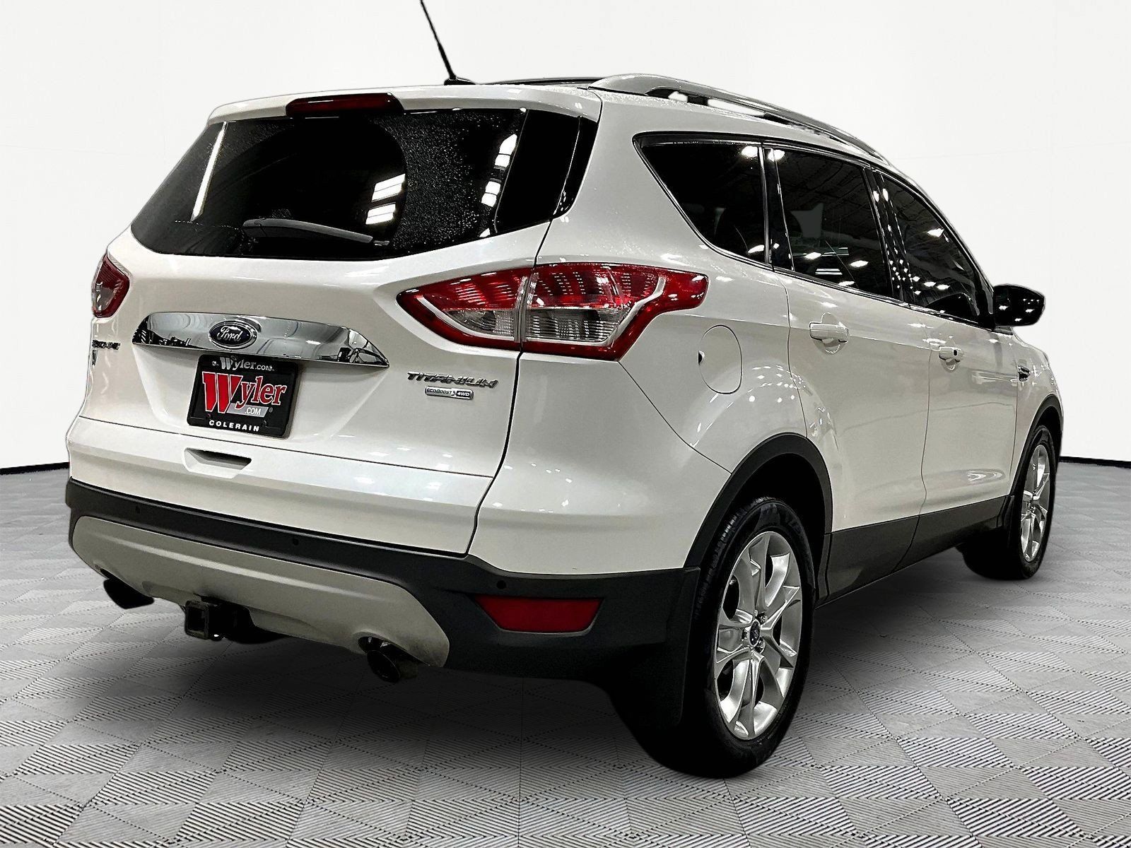 Used 2014 Ford Escape Titanium AWD/4WD image 6