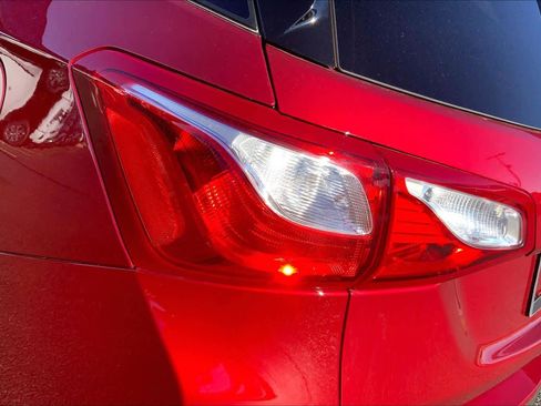 Used 2021 Chevrolet Equinox LT image 28