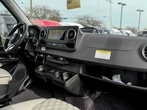 New 2025 Mercedes-Benz Sprinter 3500 image 27