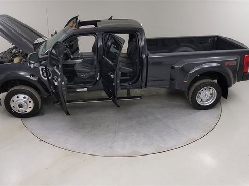 Certified 2019 Ford F450 Platinum w/ Platinum Ultimate Package image 58