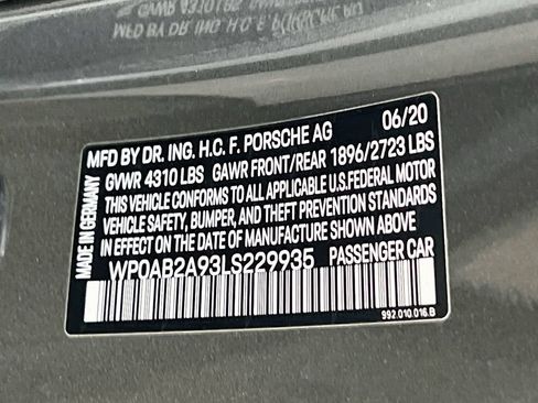 Certified 2020 Porsche 911 Carrera S RWD image 33