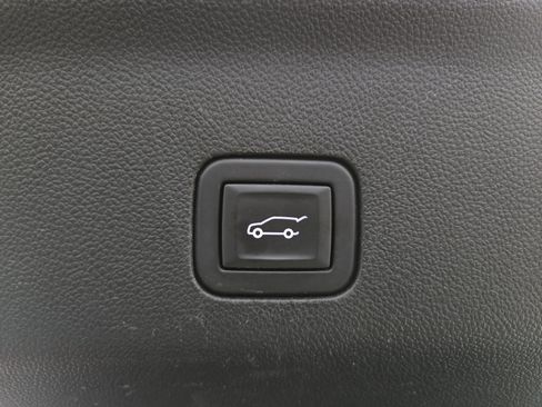 Certified 2024 Chevrolet Tahoe RST image 37