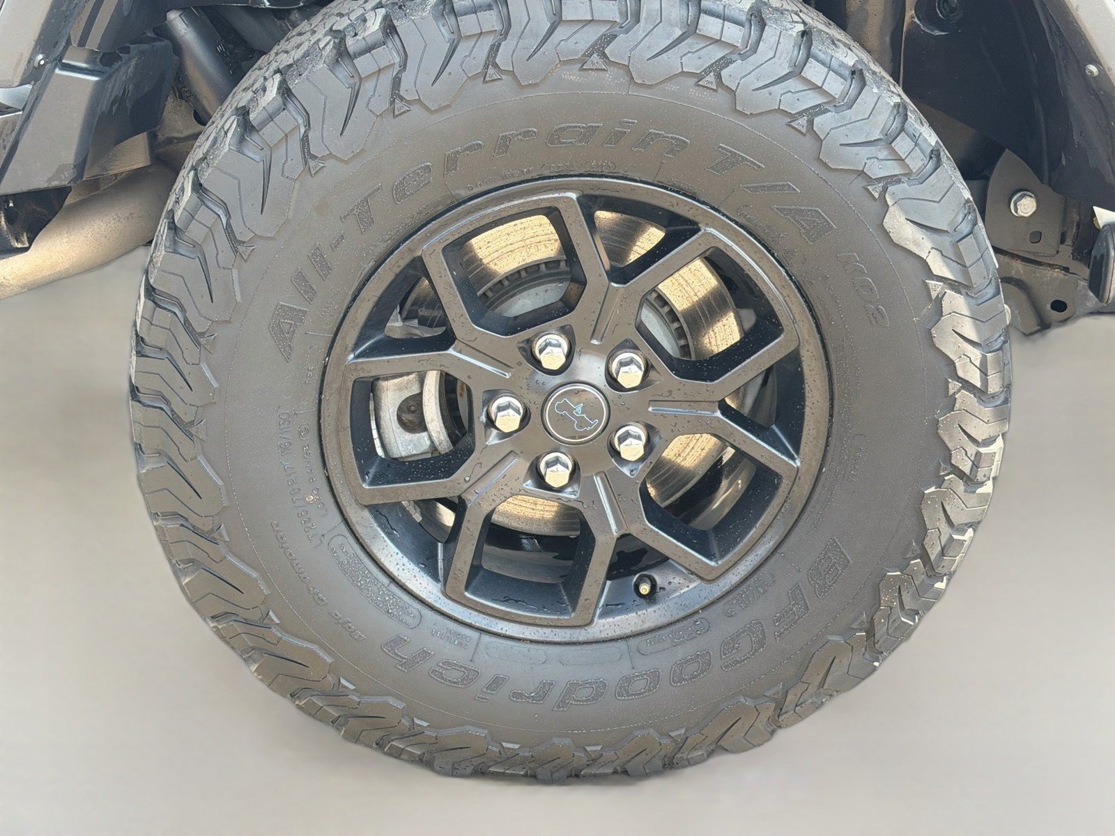 Used 2024 Jeep Wrangler Unlimited AWD/4WD image 9