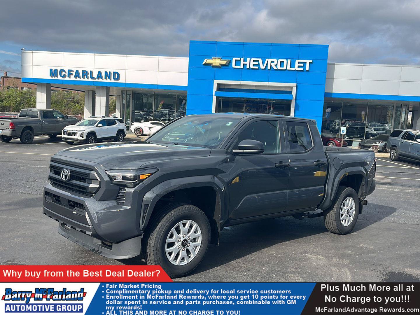 Used 2024 Toyota Tacoma SR AWD/4WD image 1