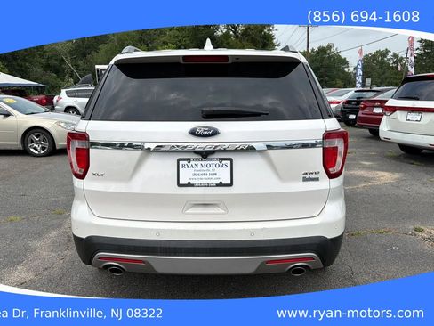 Used 2016 Ford Explorer XLT w/ Equipment Group 202A AWD/4WD image 6