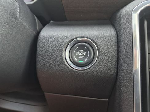 New 2026 GMC Acadia Denali Ultimate w/ LPO, Floor Liner Package image 22