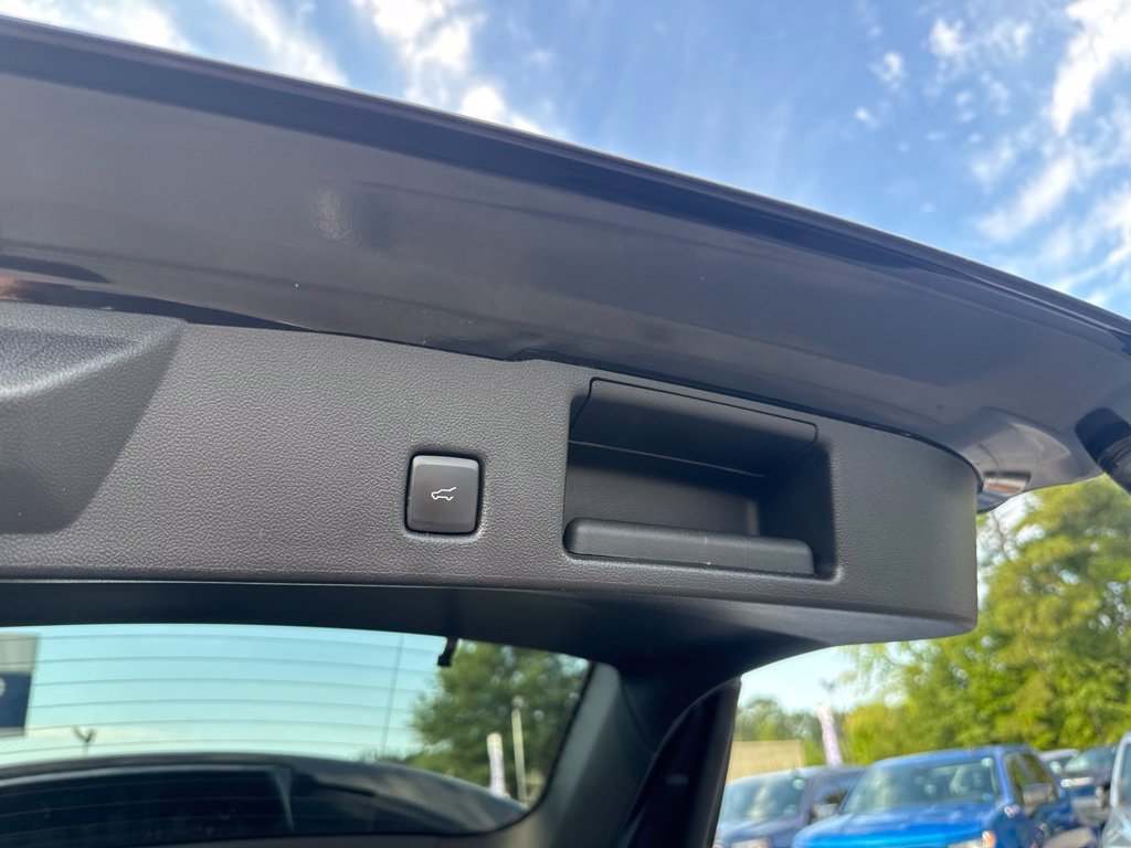 Used 2022 Ford Escape SE w/ Convenience Package FWD image 34