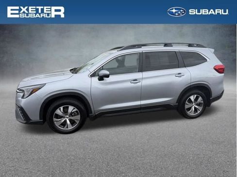 Used 2023 Subaru Ascent Premium w/ Convenience Package AWD/4WD image 1