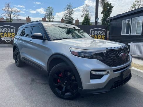 Used 2020 Ford Explorer ST w/ ST Street Pack AWD/4WD image 2