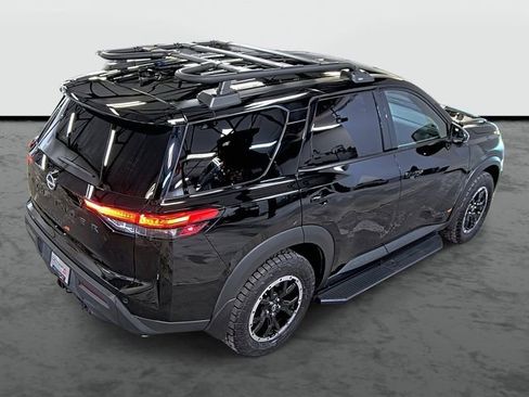 Used 2025 Nissan Pathfinder Rock Creek AWD/4WD image 4