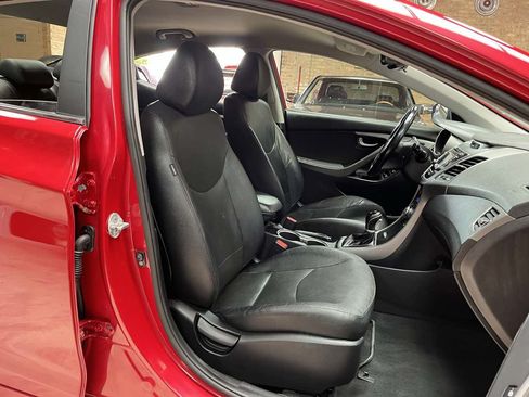Used 2016 Hyundai Elantra Limited FWD image 25