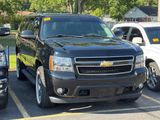 Used 2013 Chevrolet Suburban LT w/ Luxury Package image 3