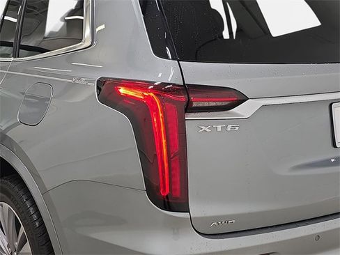 Certified 2023 Cadillac XT6 Premium Luxury image 30