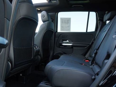 Used 2026 Mercedes-Benz GLB 250 image 31