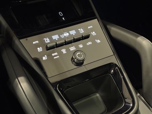 New 2026 Porsche Cayenne GTS AWD/4WD image 24