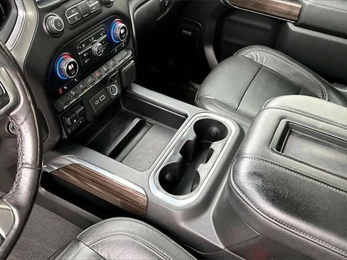 Used 2020 Chevrolet Silverado 1500 RST image 15