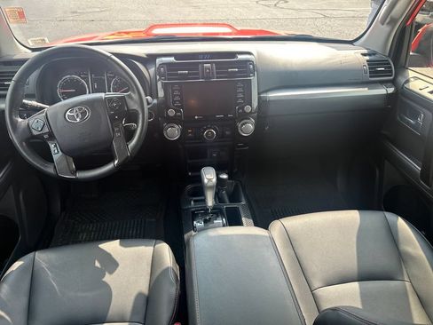Used 2024 Toyota 4Runner TRD Off-Road Premium w/ Moonroof Package AWD/4WD image 15